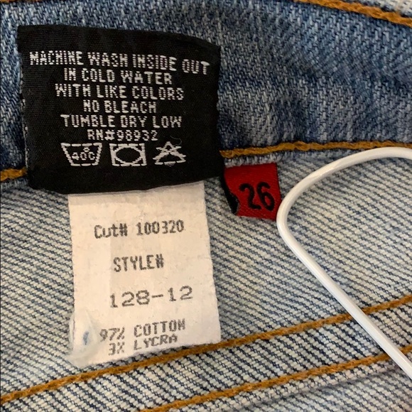 Red Engine Capris Jeans - Picture 8 of 8